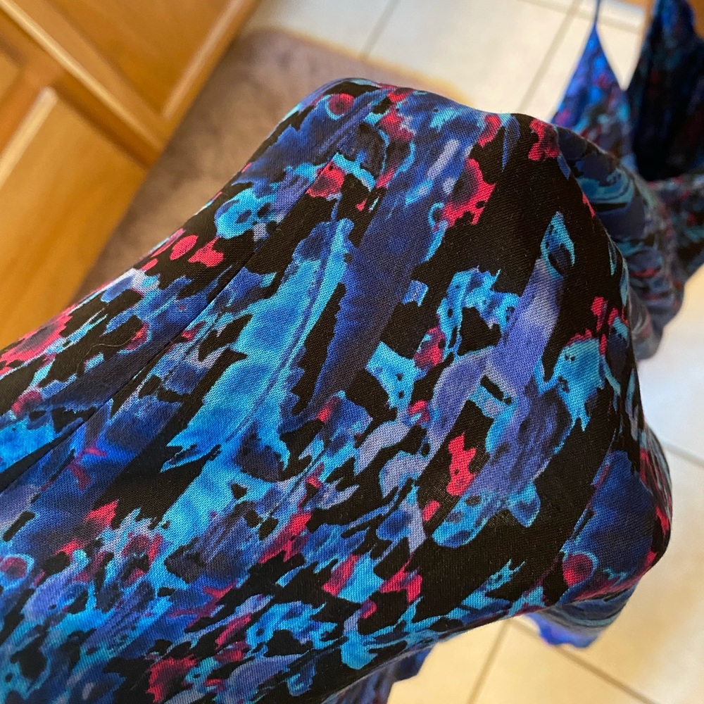 Express mid-length patterned dress - Picture 2 of 2